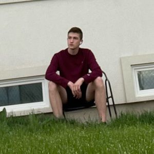 Meet your Posher, Bryer